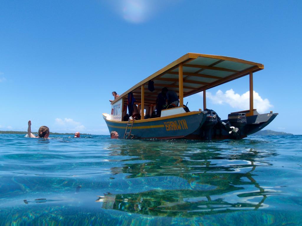 Bunaken Divers Sea Breeze Resort מראה חיצוני תמונה