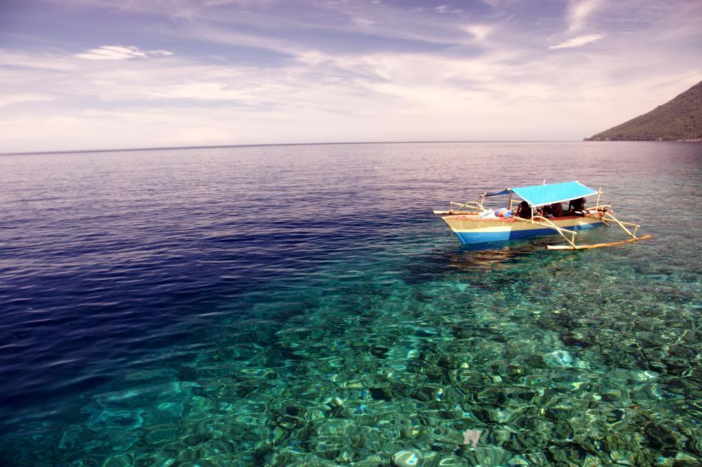 Bunaken Divers Sea Breeze Resort מראה חיצוני תמונה