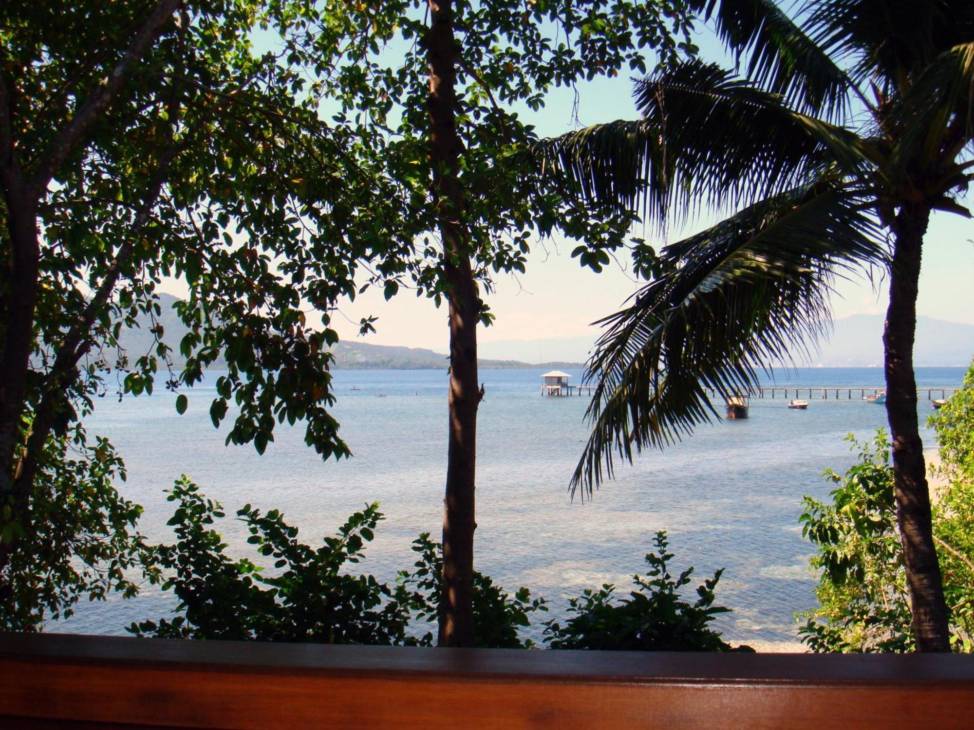 Bunaken Divers Sea Breeze Resort מראה חיצוני תמונה