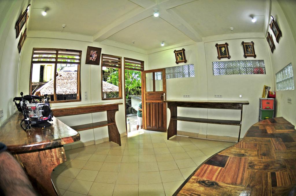 Bunaken Divers Sea Breeze Resort מראה חיצוני תמונה