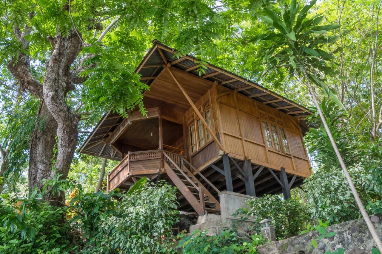 Bunaken Divers Sea Breeze Resort מראה חיצוני תמונה