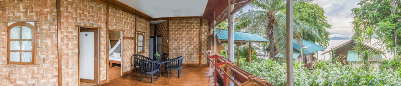 Bunaken Divers Sea Breeze Resort מראה חיצוני תמונה